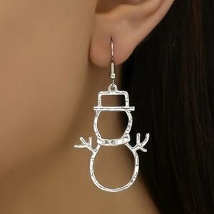 Hallow Dangle Snowman Earrings
